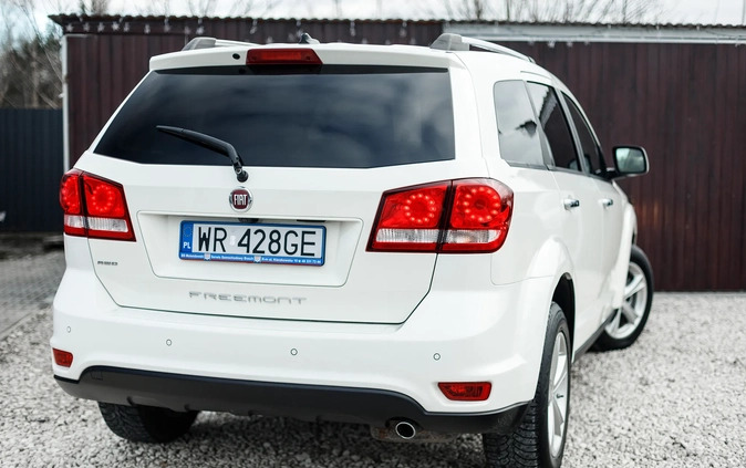 Fiat Freemont cena 59900 przebieg: 175000, rok produkcji 2015 z Tarnowskie Góry małe 742